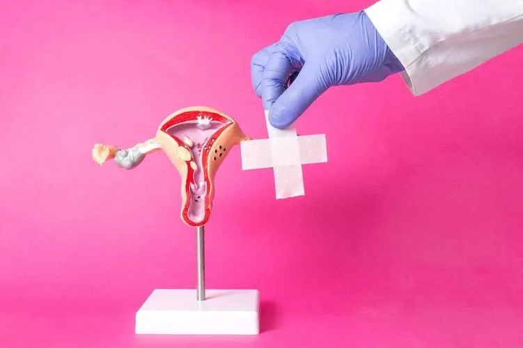 uterine fibroids کیا ہیں اور لیپروسکوپک سرجری کس طرح مدد کرتی ہے۔